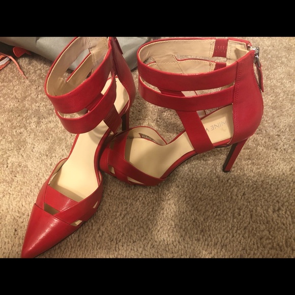 Nine West red heels size 8 - Picture 3 of 8